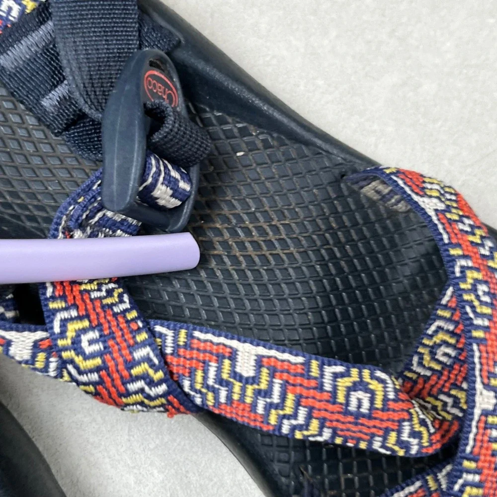Chaco‎ Z/Cloud 2 Sandals Women 7 Navy Multi Geometric Toe Loop Hiking Gorpcore